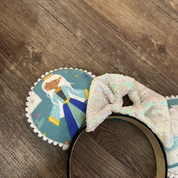 Handmade Princess Inspired Mouse Ears with Rapunzel - Picture 2 of 6